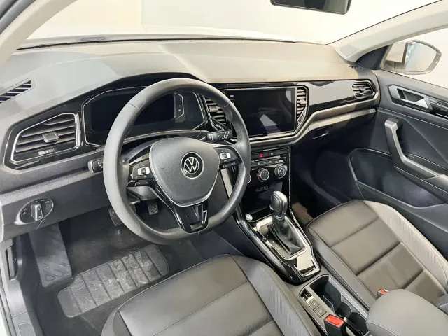Volkswagen T-Roc — Фото автомобиля 15