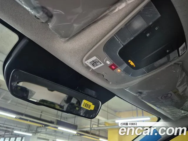 Kia Niro — Фото автомобиля 10