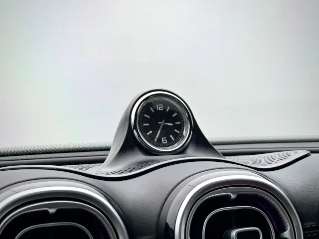 Mercedes-Benz Mercedes-Benz GLC 2023 GLC 260 L 4MATIC Luxury 5-Seater — Фото автомобиля 10