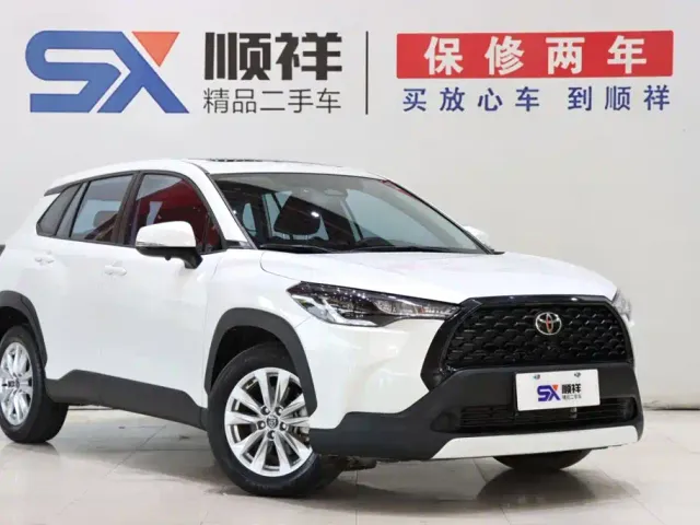 Toyota Corolla Cross — Фото автомобиля 3
