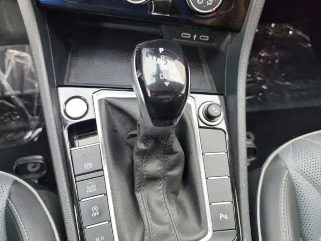 Volkswagen Sagitar — Фото автомобиля 16