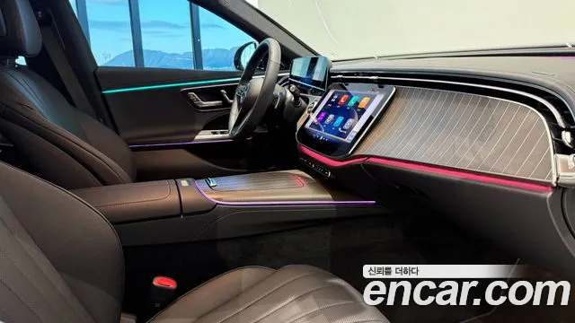 Mercedes-Benz E-Class W214 — Фото автомобиля 15