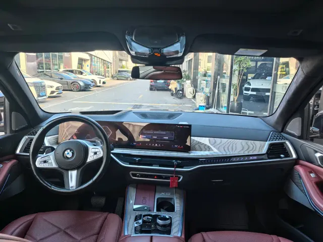 BMW X5 — Фото автомобиля 4