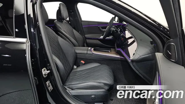 Mercedes-Benz E-Class — Фото автомобиля 24