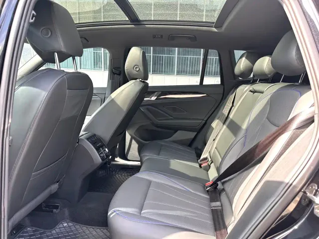 Volkswagen Tiguan L — Фото автомобиля 7