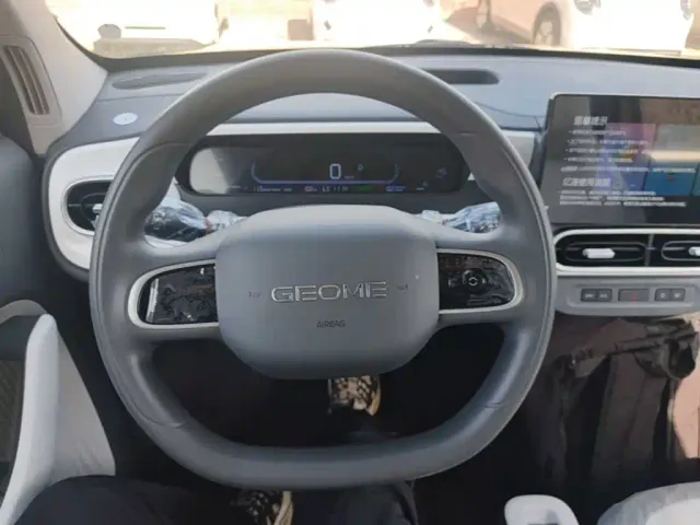 Geely Panda — Фото автомобиля 10