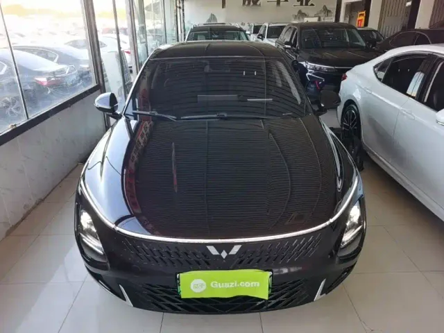 Wuling Starlight — Фото автомобиля 2