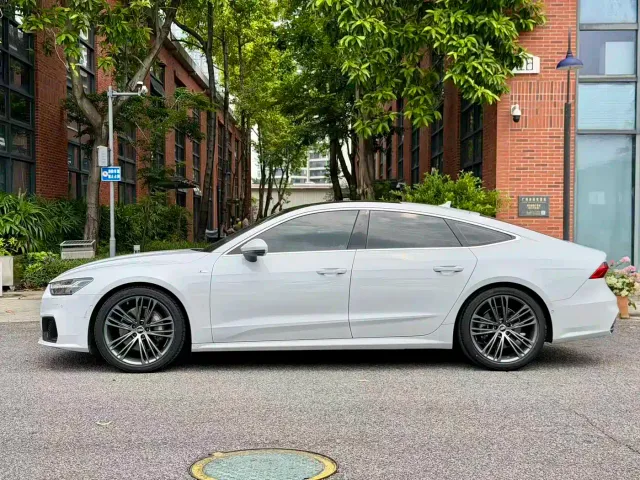 Audi A7 — Фото автомобиля 6