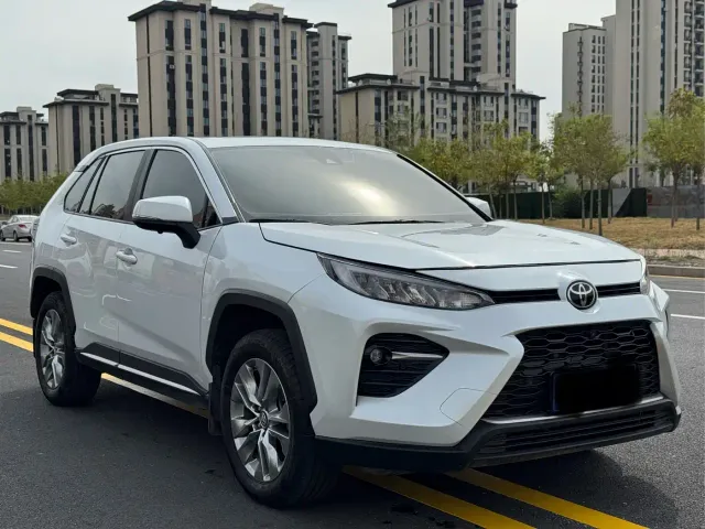 Toyota Wildlander — Фото автомобиля 3