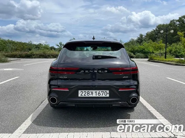 Genesis GV70 3.5T Бензин AWD — Фото автомобиля 4