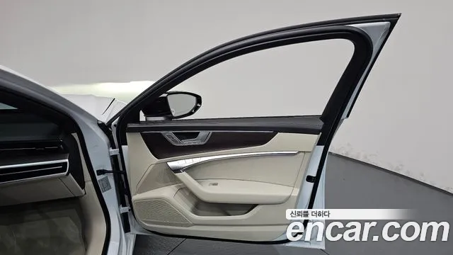 Audi A6 C8 — Фото автомобиля 13