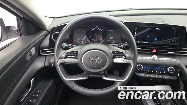 Hyundai AVANTE Avante (CN7) — Фото автомобиля 14