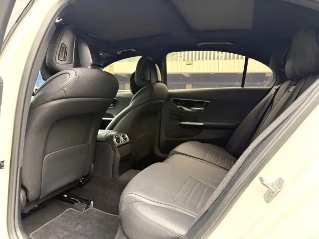 Mercedes-Benz C-Class — Фото автомобиля 6