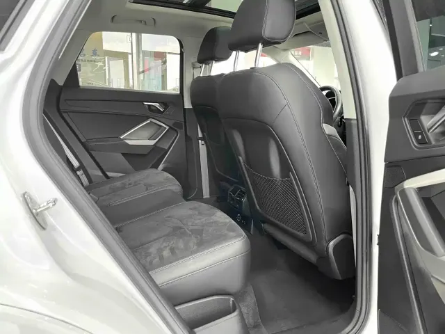 Audi Q3 — Фото автомобиля 13