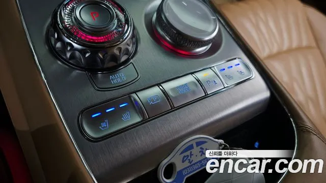 Genesis G90 Бензин 3.5 турбо AWD — Фото автомобиля 11