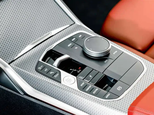 BMW 3 Series — Фото автомобиля 16