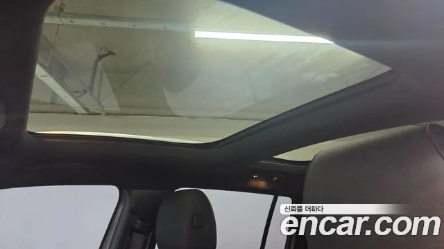 Mercedes-Benz EQB — Фото автомобиля 13
