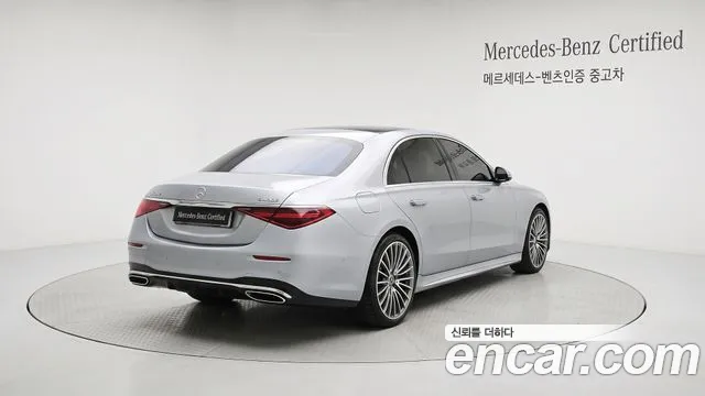 Mercedes-Benz S-Class — Фото автомобиля 2