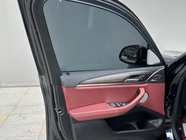 BMW X3 — Фото автомобиля 11