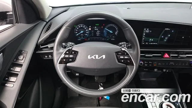 Kia Niro New — Фото автомобиля 19