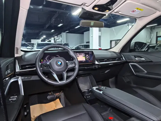 BMW X1 — Фото автомобиля 14