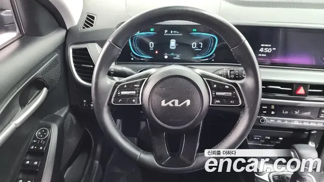 Kia Seltos — Фото автомобиля 13
