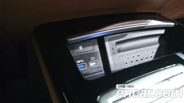 Genesis G80 RG3 — Фото автомобиля 16