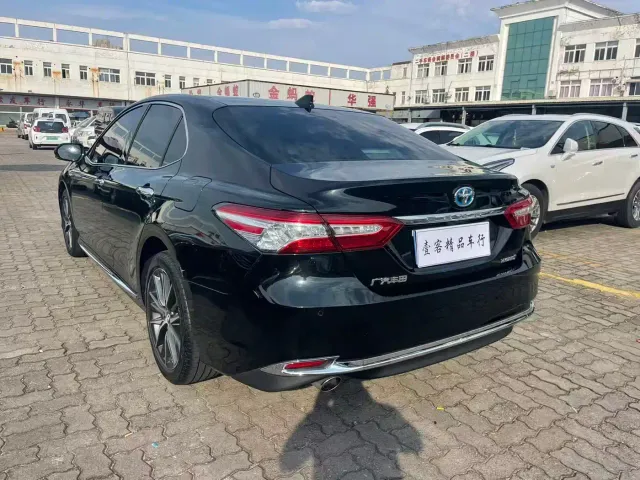 Toyota Camry — Фото автомобиля 8