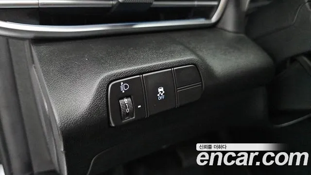 Hyundai Avante — Фото автомобиля 24