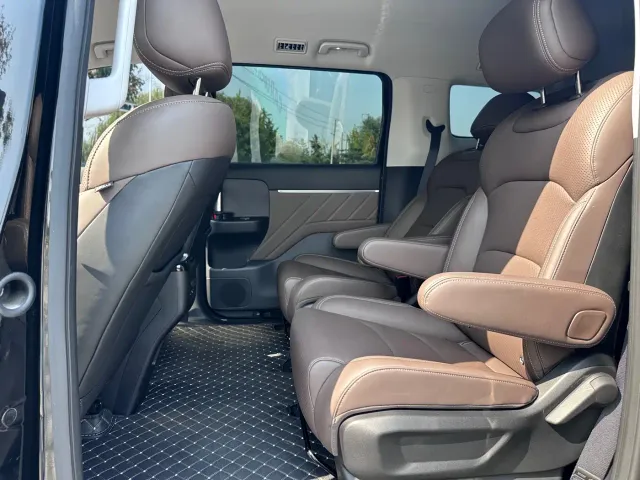 Wuling Starlight 730 — Фото автомобиля 6