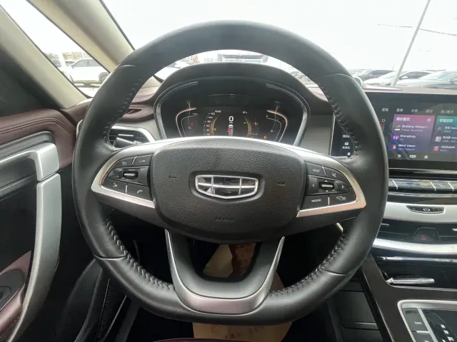 Geely Jiaji — Фото автомобиля 12