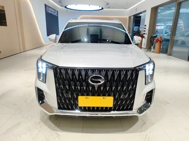 GAC Trumpchi GS8 — Фото автомобиля 3
