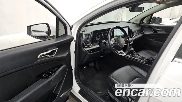 Kia Sportage Sportage 5-е поколение Бензин 1.6 турбо 2WD — Фото автомобиля 10