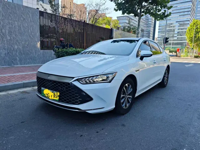 Фотография автомобиля — BYD Qin PLUS
