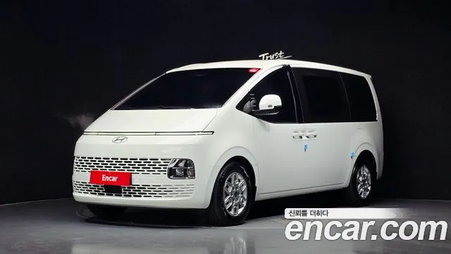 Фотография автомобиля — Hyundai Staria