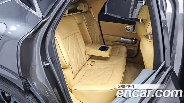 Genesis GV60 — Фото автомобиля 9