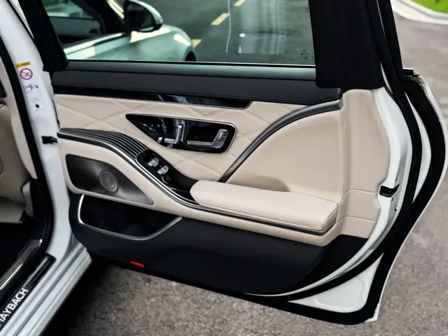 Mercedes-Benz Maybach S-Class — Фото автомобиля 21