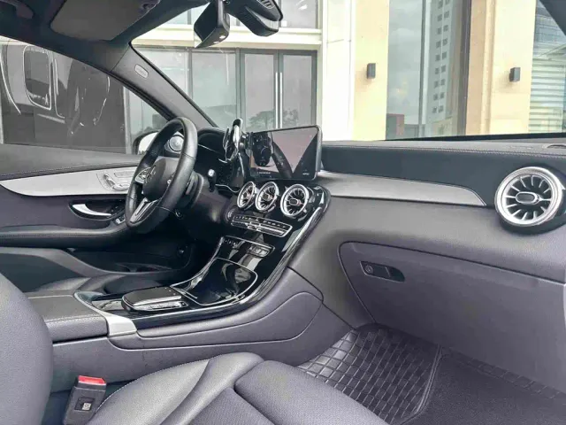 Mercedes-Benz GLC Coupe — Фото автомобиля 21