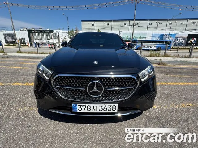Mercedes-Benz E-Class W214 — Фото автомобиля 3