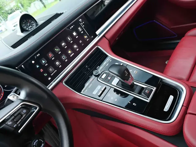 Porsche Panamera — Фото автомобиля 11