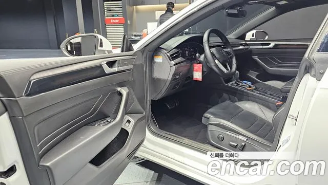 Volkswagen Arteon Arteon 2.0 TDI R-LINE 4Motion — Фото автомобиля 11