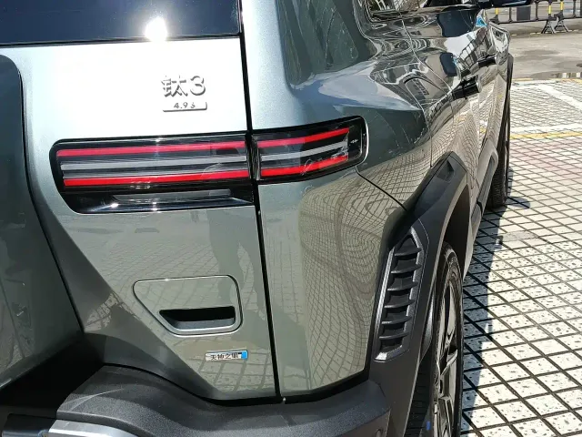 BYD FangChengBao Titanium 3 — Фото автомобиля 16