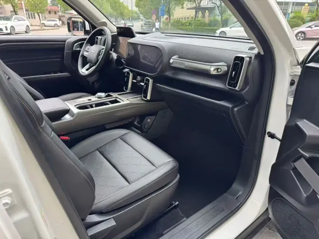 Haval Big Dog — Фото автомобиля 6