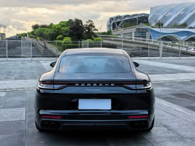 Porsche Panamera — Фото автомобиля 6