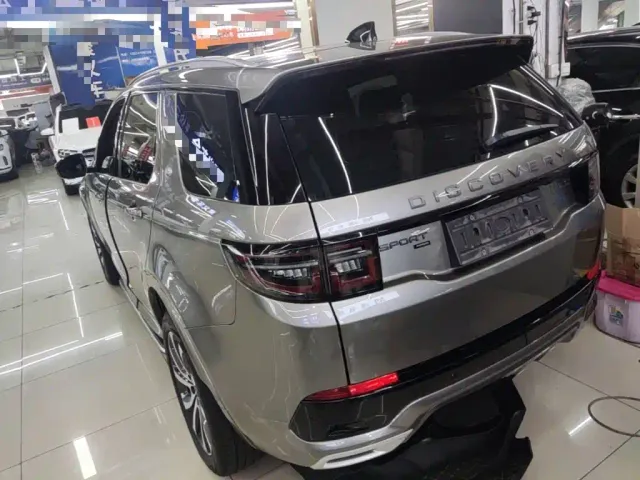 Land Rover Discovery Sport — Фото автомобиля 4