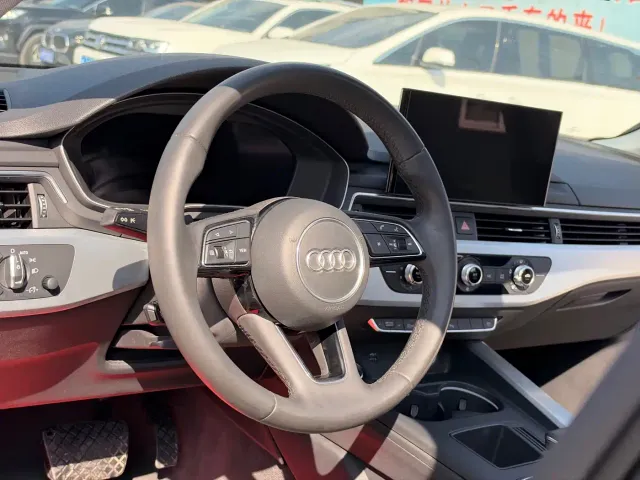 Audi A4L — Фото автомобиля 17