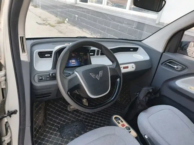 Wuling Hongguang Mini EV — Фото автомобиля 9