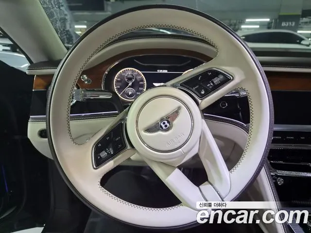 Bentley Flying Spur Generation 3 — Фото автомобиля 8