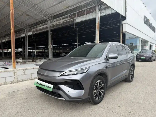 Фотография автомобиля — BYD Song Pro