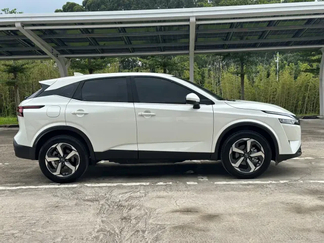 Nissan Qashqai — Фото автомобиля 4